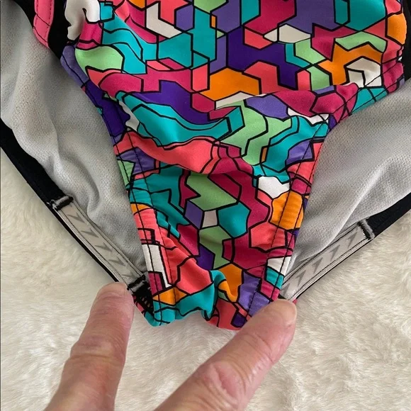 Speedo Black One-Piece Swimsuit with Geometric Design SZ 12 - Picture 4 of 4